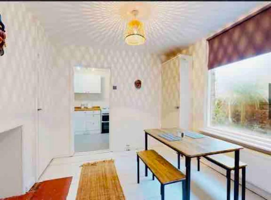 Seaside Flat In The Heart Of Herne Bay Eksteriør billede